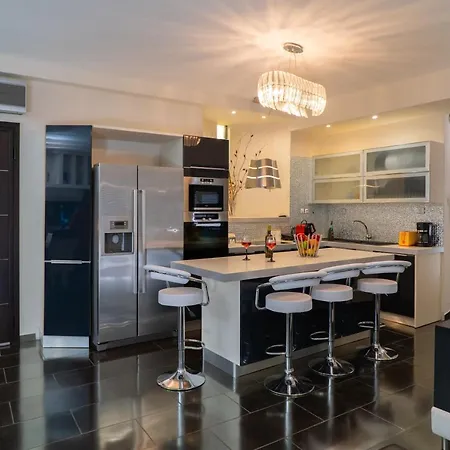 Alpha Sea View With Pool Volos