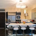 Alpha Sea View With Pool וילה *