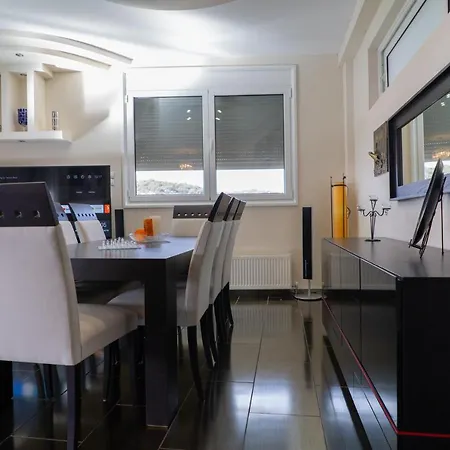 Alpha Sea View With Pool * Wolos