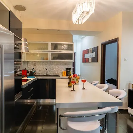 Villa Sea View Complex With Pool Volos