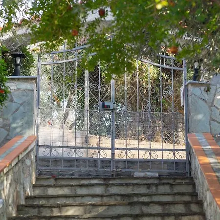 Alpha Sea View With Pool *