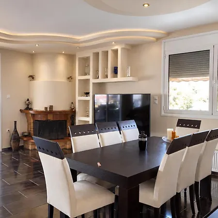 Sea View Complex With Shared Pool Volos