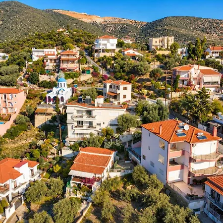 Sea View Complex With Shared Pool Volos