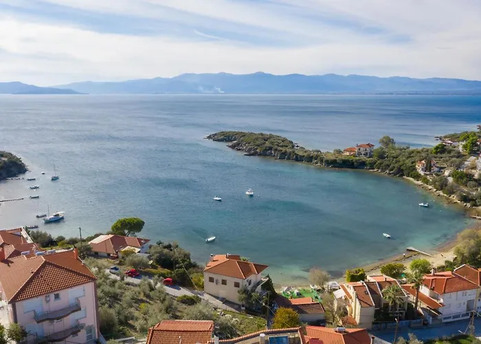 Alpha Sea View With Pool Volos